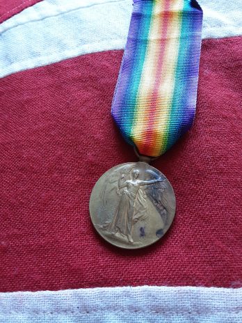 WWI Victory. Walter Harradence. E Surrey Reg. 26th Bankers Bn, R Fusiliers. Wounded Passchendaele. Buntingford, Herts