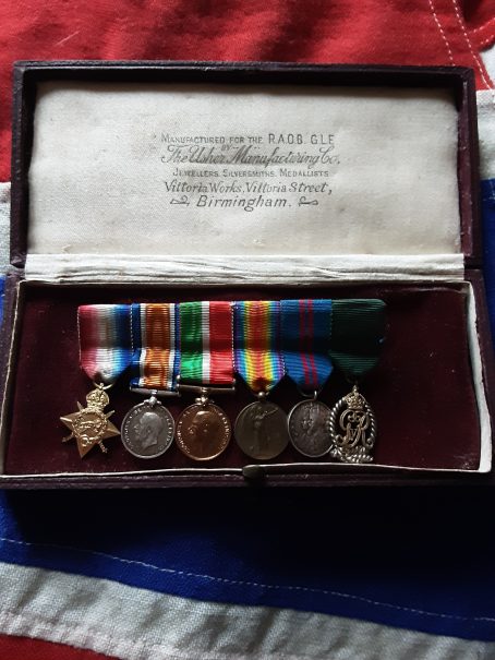 Period miniature WWI group. Captain WRD Irvine. R N R. Captain of Laconia & Aurania. Torpedoed - Image 3