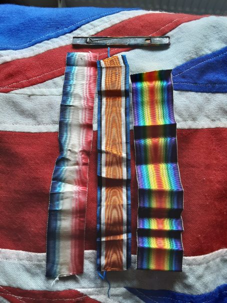 Original 1914 1914-15 Trio Silk Ribbons & Ribbon Bar - Image 2