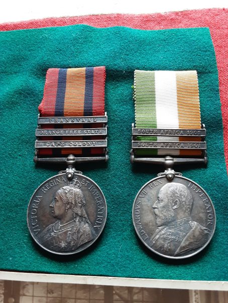Boer War Pair Bomb Cr Mr George F McLelland Brown 39th Battery Royal Field Artillery. Barony, Glasgow. - Image 4