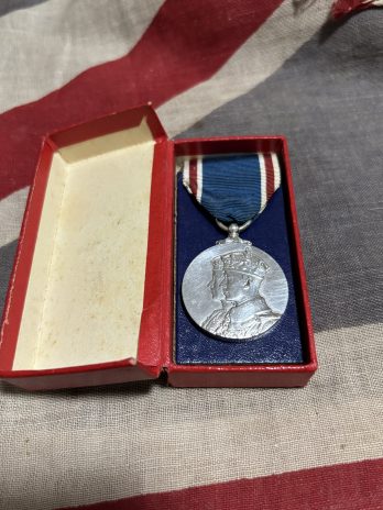 Boxed 1937 Coronation Medal