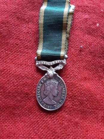 Period miniature QEII Efficiency Medal Territorial clasp.