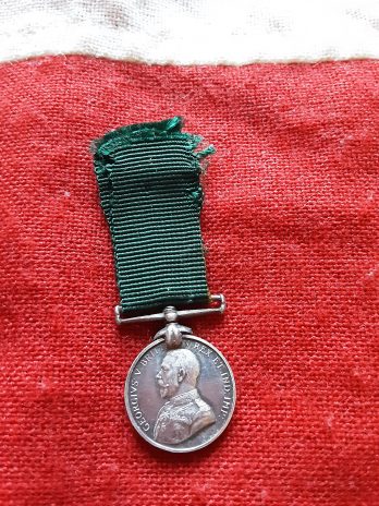 Period miniature KGV Volunteer Long Service Medal.