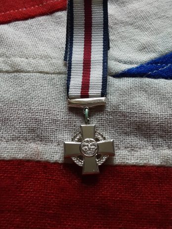 Period miniature Conspicuous Gallantry Cross