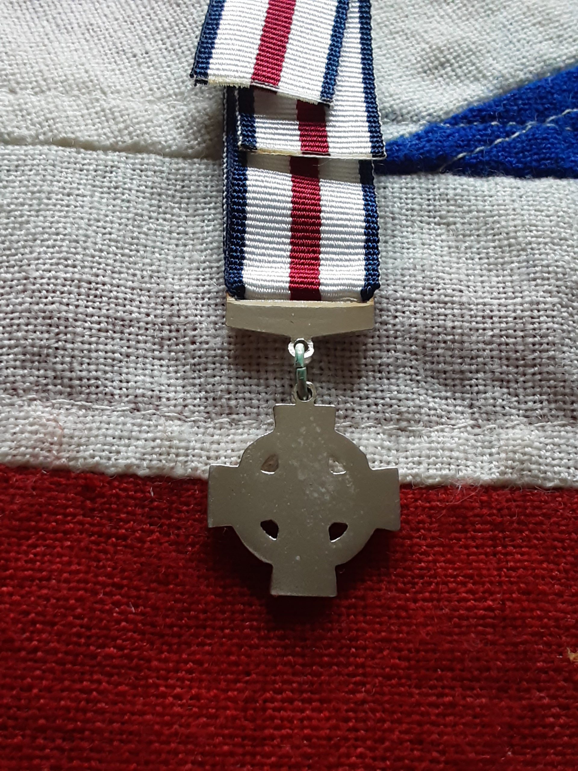 Period miniature Conspicuous Gallantry Cross - Image 2