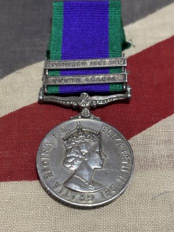 2 Clasp CSM. Welsh Guards. Bell. Northern Ireland & South Arabia.