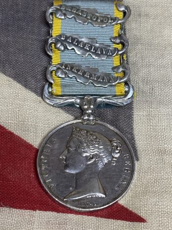 1854 Crimea Medal with 3 clasps. 57th Middlesex Regiment. Henderson.