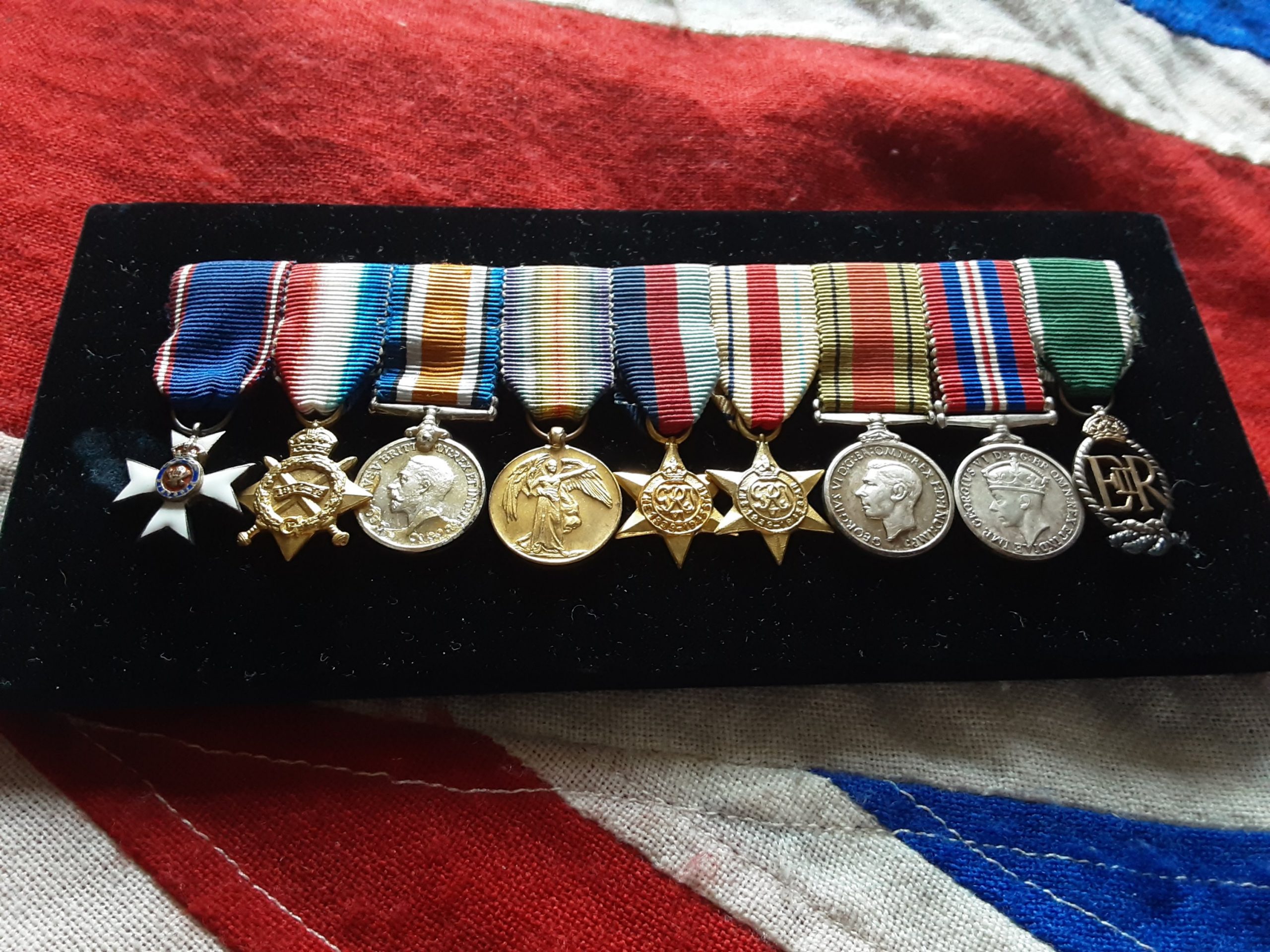 Period miniature MVO group of 9 miniatures. Royal Naval Reserve Officer - Image 2