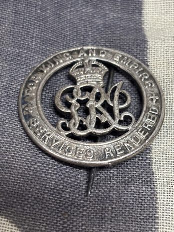 Silver War Badge. Hughes. East Yorkshire Regiment. Hull Commercials, 10Bn. Pals.