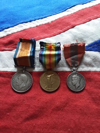 WWI Pair with ISM. Edwin Joseph Carter. 195th Fareham Siege Battery RGA. Postman. Wounded 1918