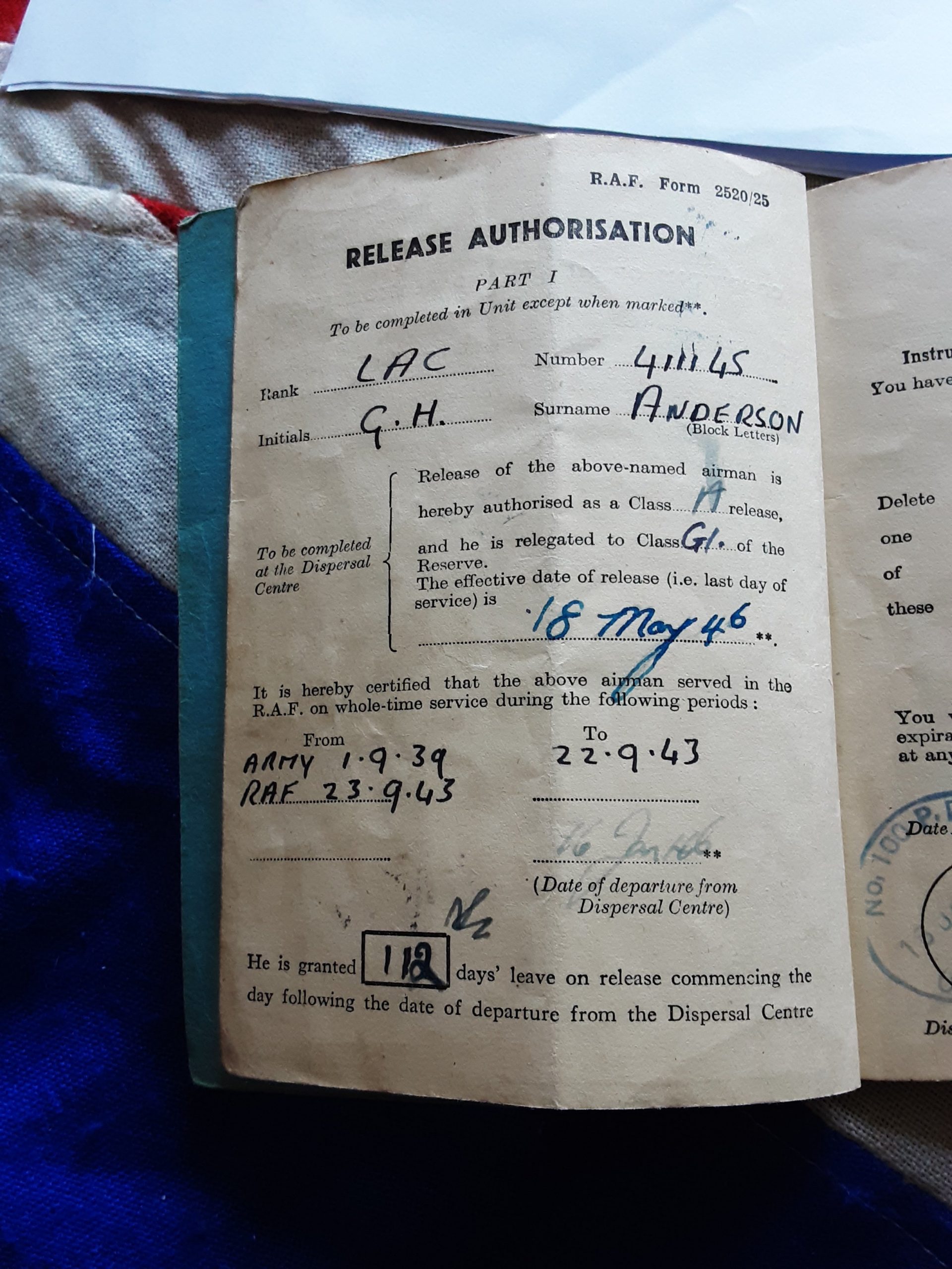 Unusual WWII 8th Army & RAF group. George Hamish Anderson. Brentford - Image 6