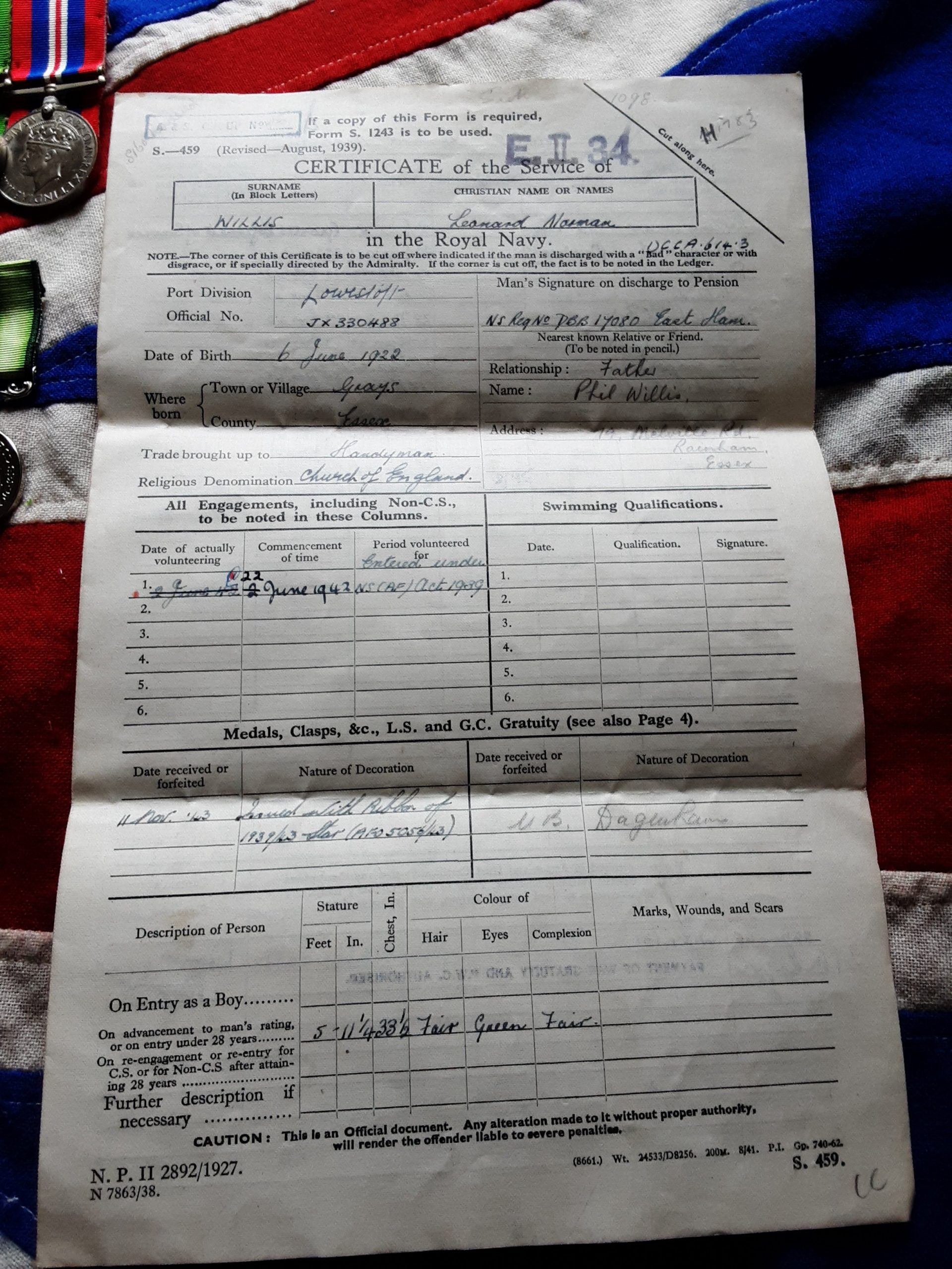 WWII Atlantic Royal Naval Patrol Service group. Leonard N Willis. Grays Essex - Image 2