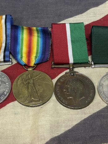 WWI grouping, Burns. Royal Navy Reserve, MFA. Unusual rank.