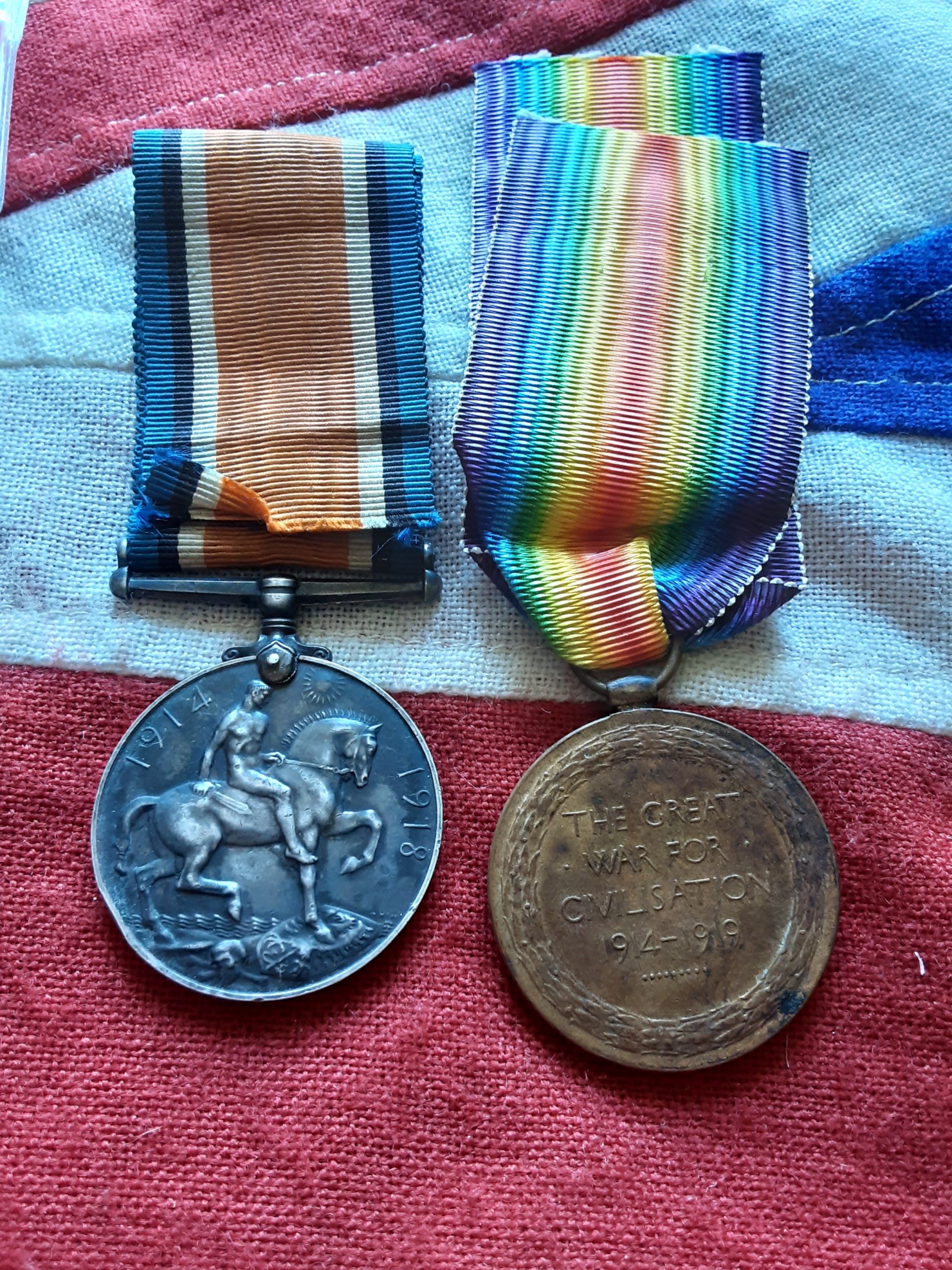 WWI Pair. Ivor Lloyd. KSLI & 2nd Welsh Regiment. - Image 2