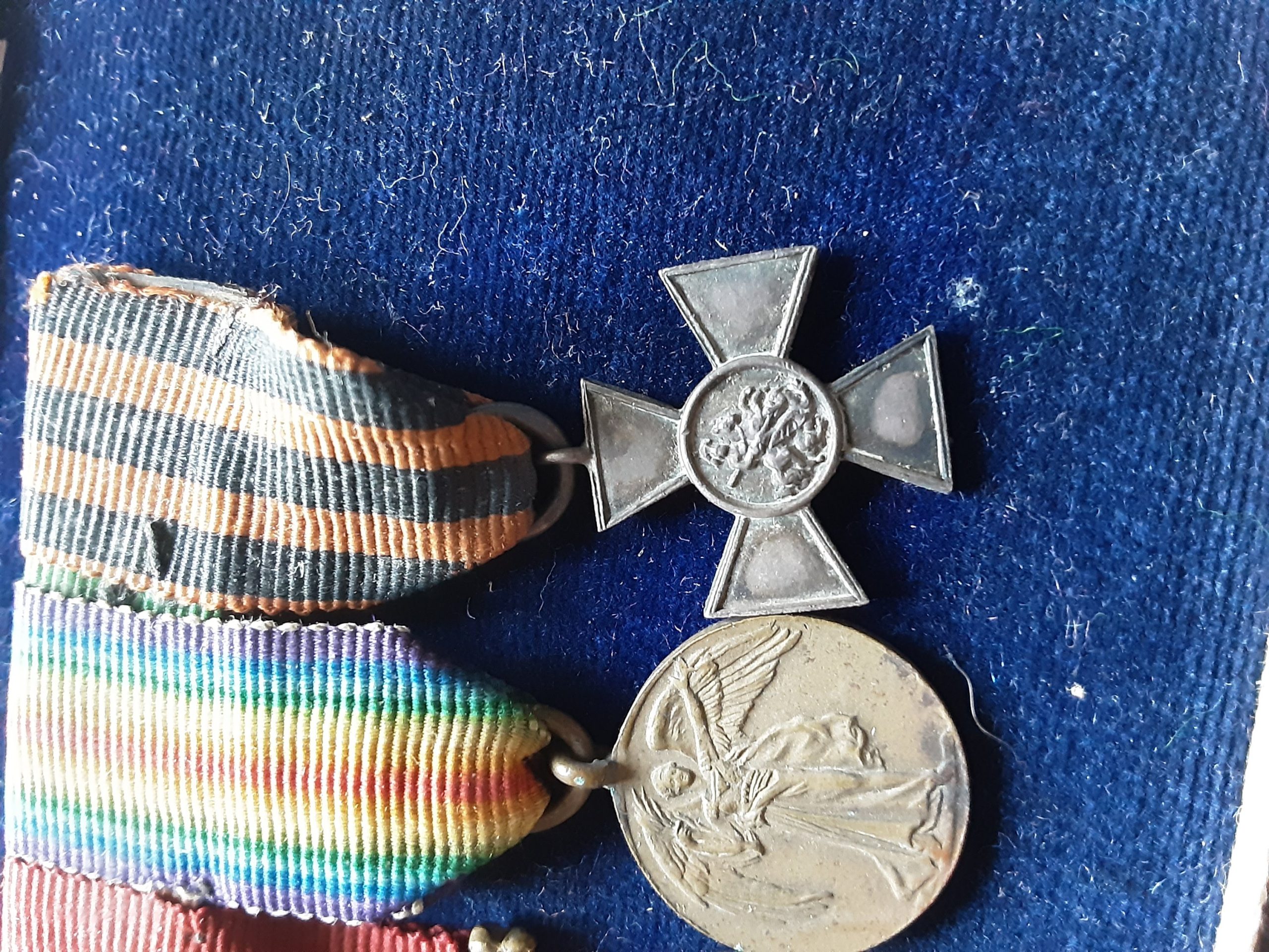 Period Miniature Ww1 Mercantile Marine & Imperial Russian Cross Of St George Group. - Image 4