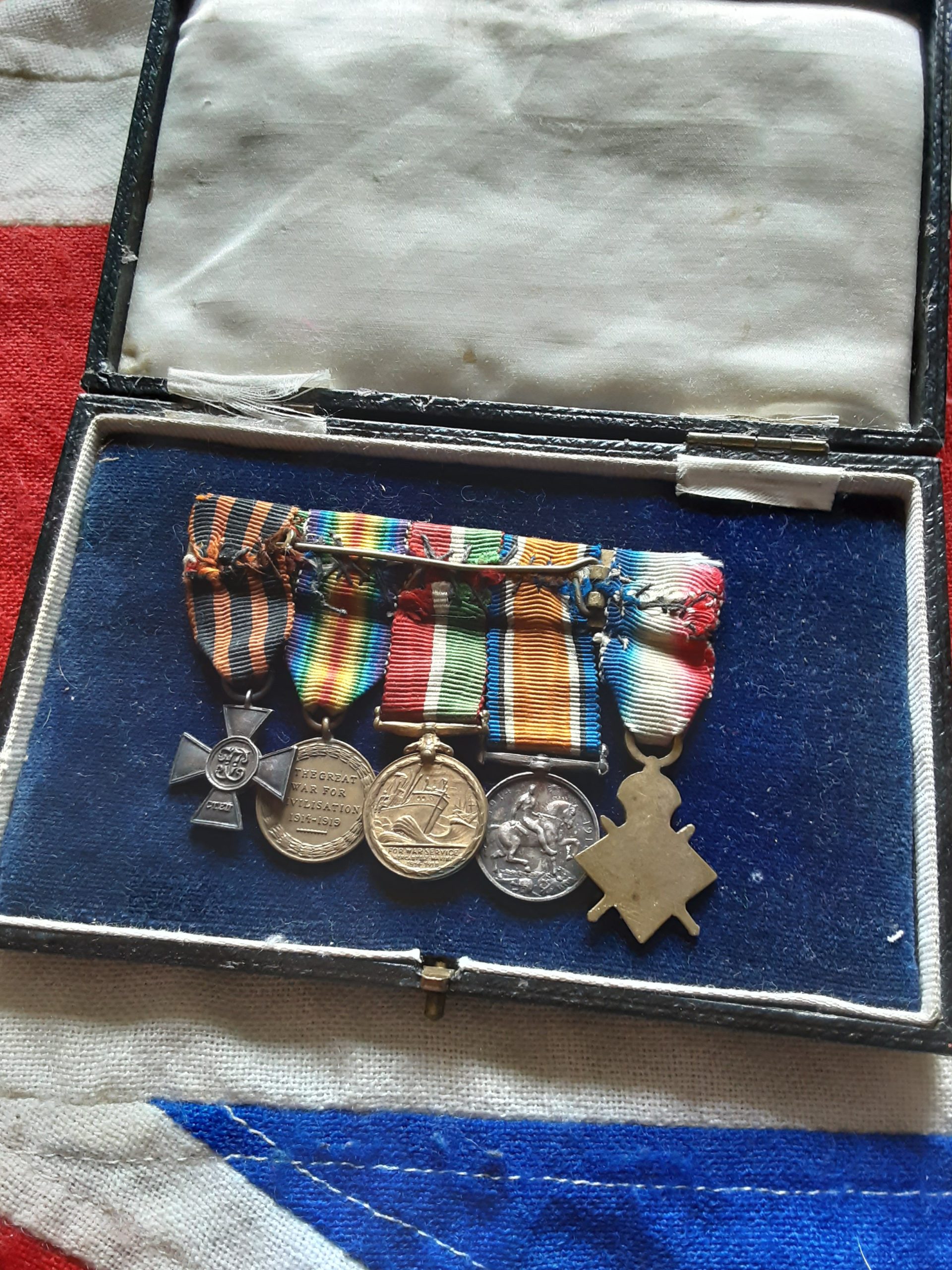 Period Miniature Ww1 Mercantile Marine & Imperial Russian Cross Of St George Group. - Image 2